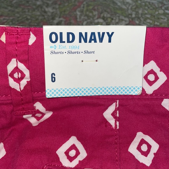 BNWT Old Navy print shorts size 6 - Picture 3 of 6